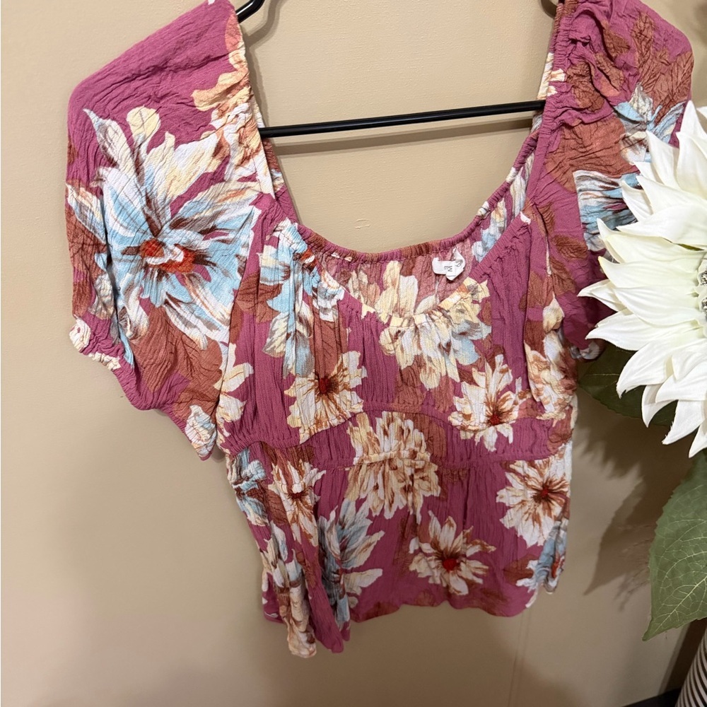 Maurices Mauve-Pink Floral Short Sleeve Blouse